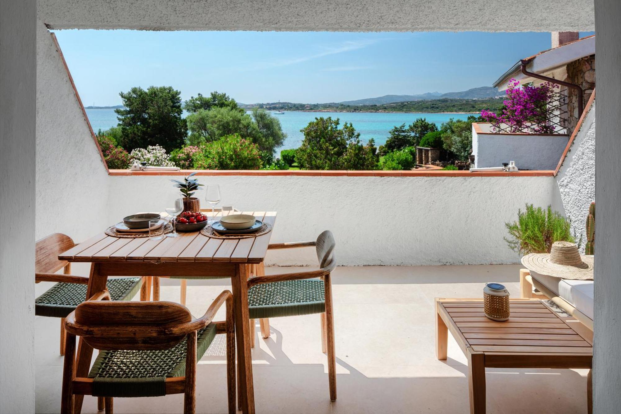 Baia Dorata Beach Apartment Porto Istana Екстер'єр фото